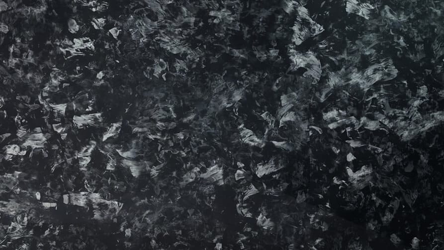 Texture carbone forgé disponible chez Armada Racing